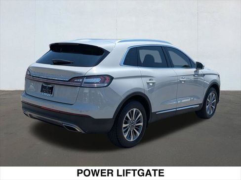 Certified 2022 Lincoln Nautilus FWD w/ Premium Package image 5