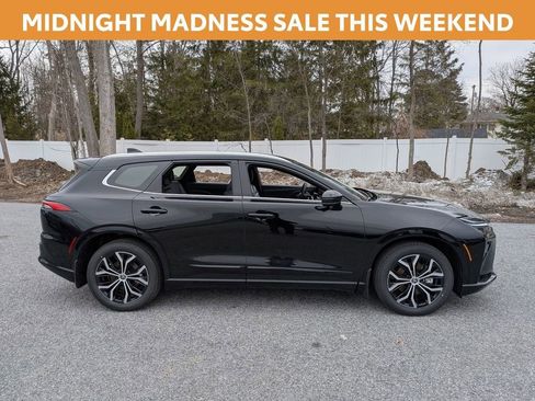 New 2026 Toyota Crown Signia XLE image 3