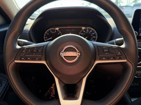 Certified 2025 Nissan Sentra SV FWD image 21