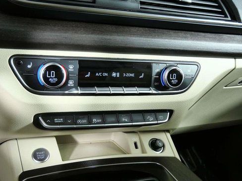 Certified 2023 Audi Q5 2.0T Premium w/ Convenience Package AWD/4WD image 21