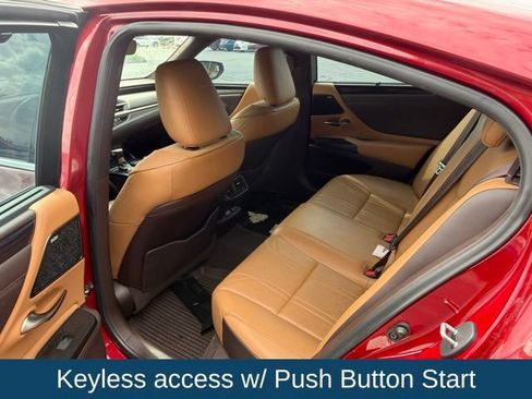 Used 2019 Lexus ES 350 Ultra Luxury w/ Accessory Package 2 FWD image 6