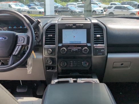 Used 2020 Ford F150 XLT w/ Equipment Group 302A Luxury AWD/4WD image 30
