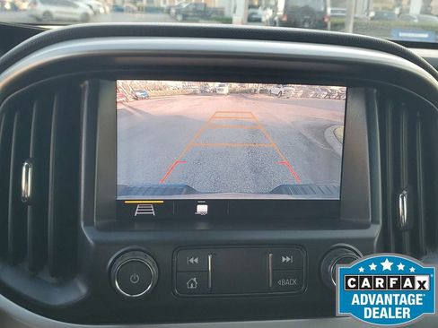 Used 2020 Chevrolet Colorado LT image 31