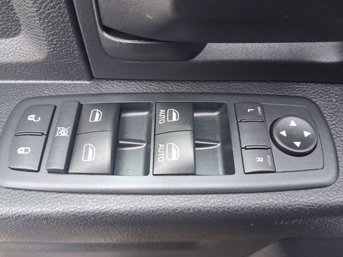 Used 2016 RAM 1500 Express w/ Black Ram 1500 Express Group image 17