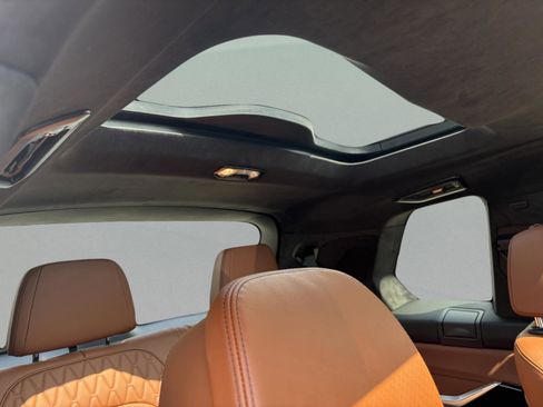 Used 2026 BMW ALPINA XB7 image 33