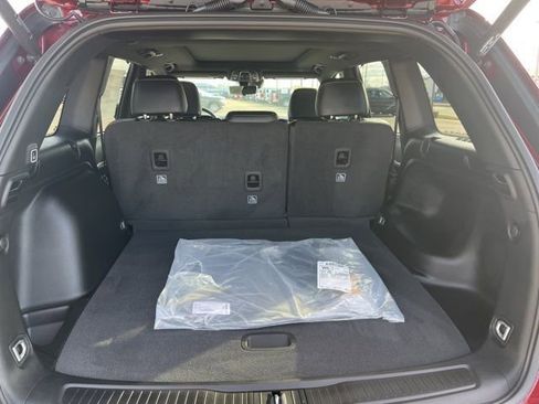 New 2025 Jeep Grand Cherokee Limited w/ Luxury Tech Group II image 27
