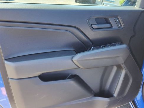 Used 2025 Chevrolet Colorado Trail Boss AWD/4WD image 6