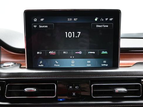 Used 2022 Lincoln Aviator Reserve w/ Equipment Group 201A AWD/4WD image 37