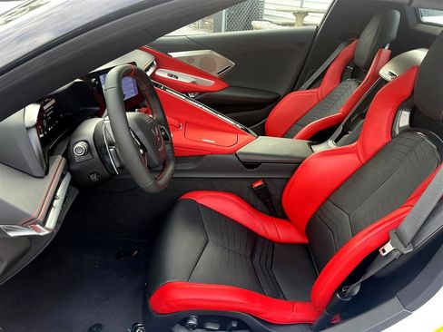 Used 2023 Chevrolet Corvette Stingray Preferred Conv image 12