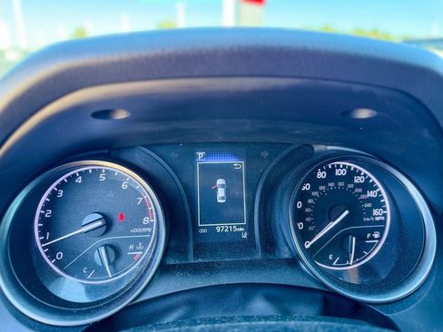 Used 2023 Toyota Camry SE FWD image 25