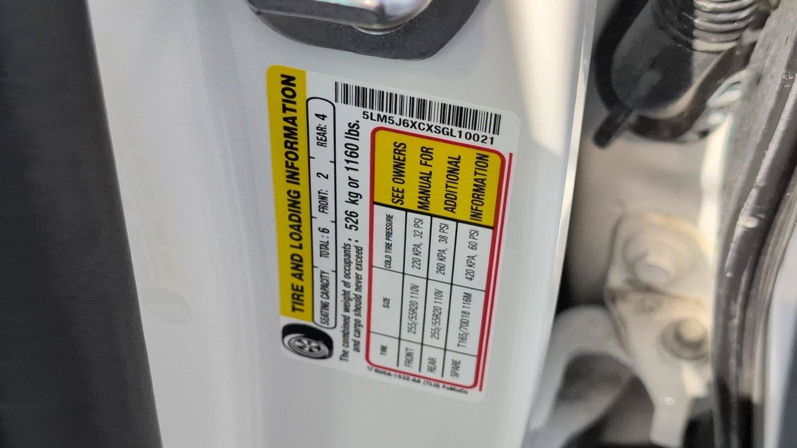 Used 2025 Lincoln Aviator AWD image 15