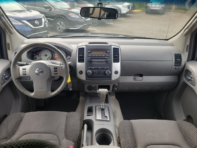 Used 2012 Nissan Frontier SV w/ Sport Appearance Pkg RWD image 12