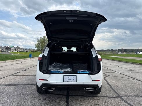 New 2026 Land Rover Range Rover Sport Dynamic SE image 9