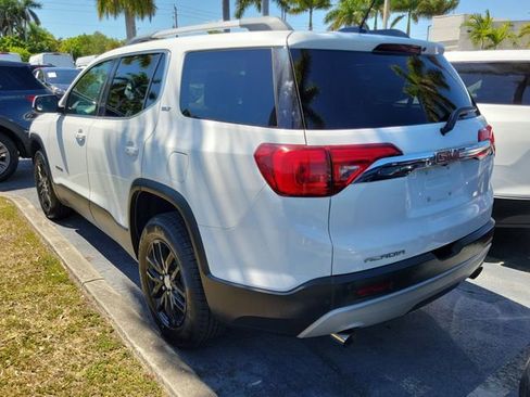 Used 2018 GMC Acadia SLT FWD image 4