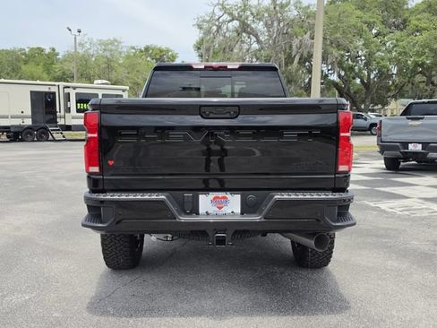 New 2026 Chevrolet Silverado 2500 High Country w/ Midnight Edition AWD/4WD image 4