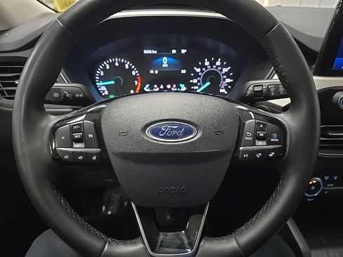 Certified 2022 Ford Escape SE w/ Cold Weather Package AWD/4WD image 22