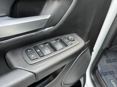 Used 2024 RAM 1500 Big Horn image 24