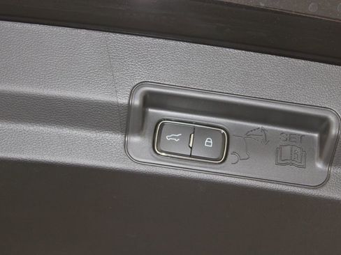 New 2026 Ford Explorer Active RWD image 16