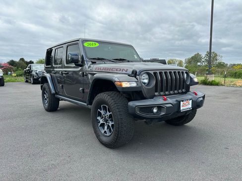 Used 2019 Jeep Wrangler Unlimited Rubicon AWD/4WD image 2