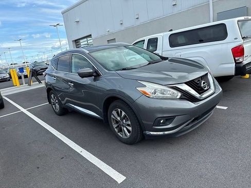 Used 2017 Nissan Murano SL w/ SL Technology Package AWD/4WD image 2