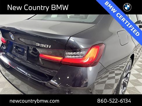 Used 2025 BMW 330i xDrive Sedan w/ Premium Package image 13