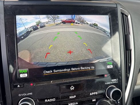 Used 2022 Subaru Forester Limited w/ Popular Package #3 image 4