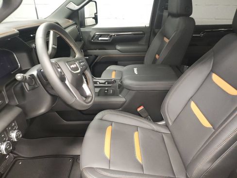 New 2026 GMC Sierra 2500 AT4 w/ AT4 Premium Plus Package AWD/4WD image 22