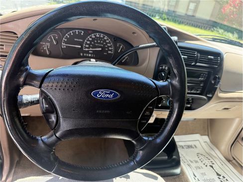 Used 2002 Ford Ranger 4x4 SuperCab image 10