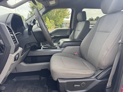 Used 2019 Ford F350 XLT w/ XLT Premium Package AWD/4WD image 9