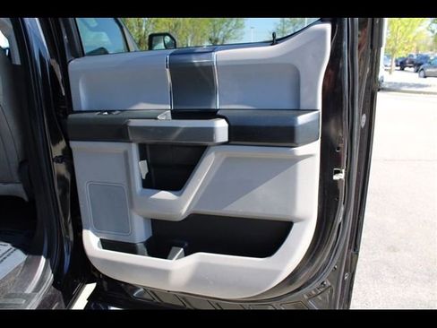 Used 2015 Ford F150 XLT w/ Equipment Group 301A Mid AWD/4WD image 21