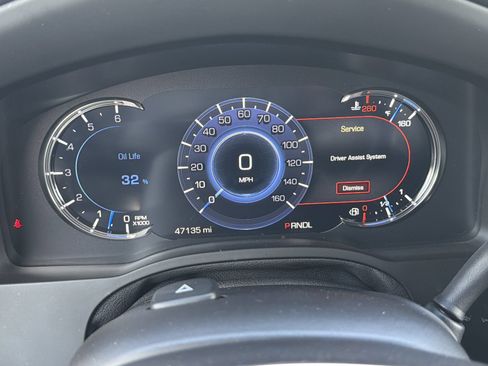 Used 2018 Cadillac Escalade Platinum AWD/4WD image 38