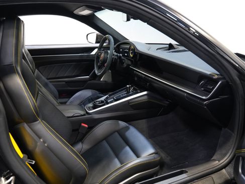 Used 2022 Porsche 911 Turbo S AWD/4WD image 33