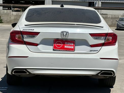 Used 2022 Honda Accord Sport image 8