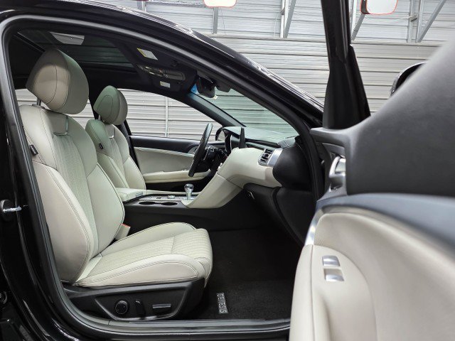 Used 2023 Genesis G70 2.0T w/ Sport Prestige Package AWD/4WD image 16