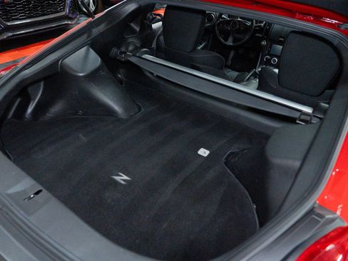 Used 2016 Nissan 370Z Coupe RWD image 21