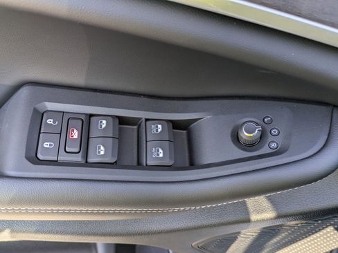 New 2025 Jeep Grand Cherokee Limited w/ Luxury Tech Group II AWD/4WD image 21