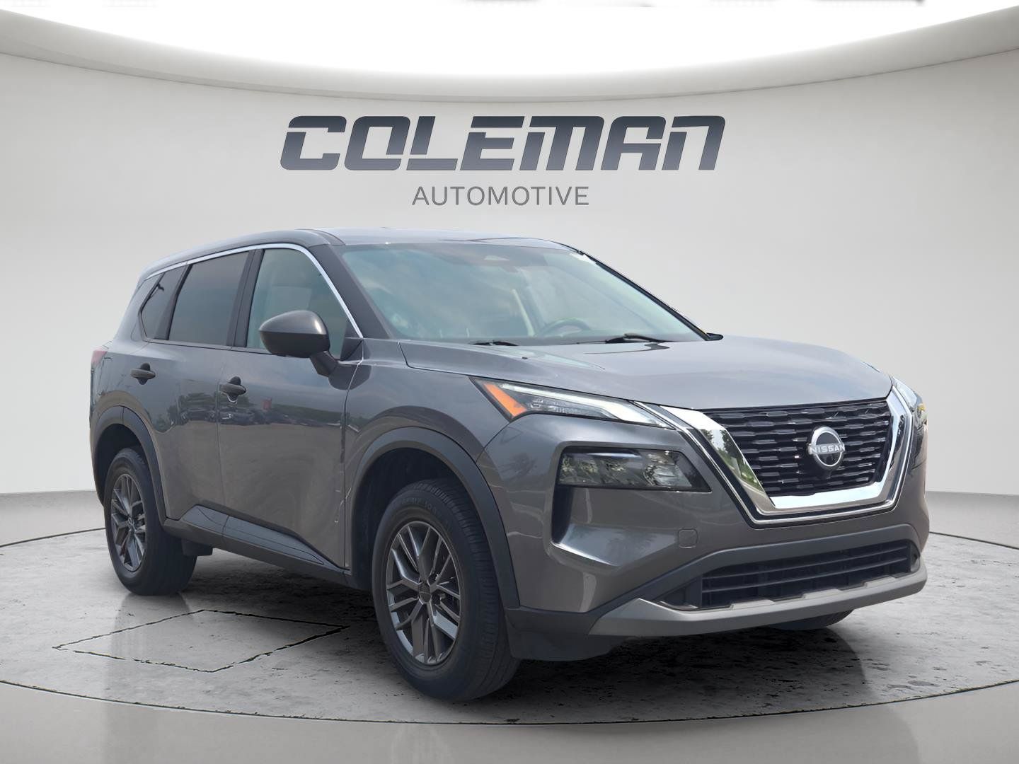 Used 2023 Nissan Rogue S FWD image 3