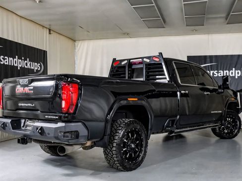 Used 2022 GMC Sierra 2500 Denali w/ Denali Ultimate Package AWD/4WD image 8