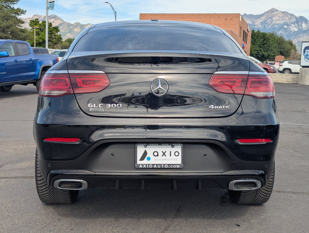 Used 2023 Mercedes-Benz GLC 300 4MATIC Coupe image 6