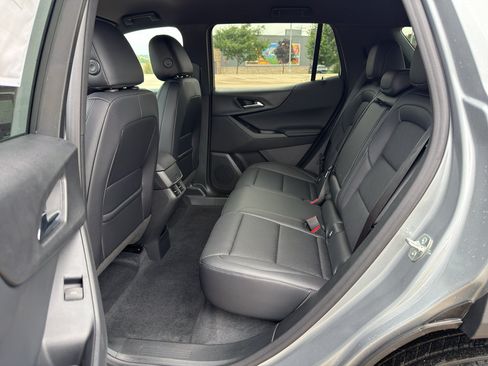New 2027 Chevrolet Equinox LT w/ Convenience Package II AWD/4WD image 35