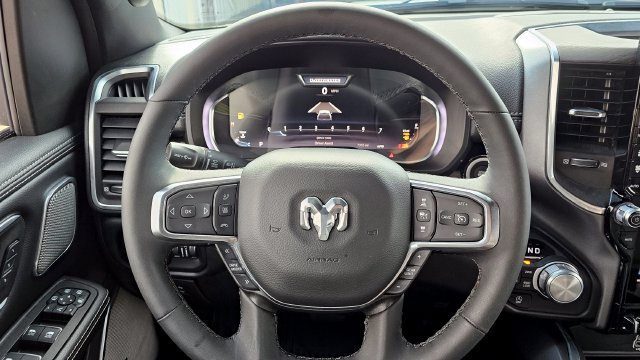 Used 2025 RAM 1500 Laramie AWD/4WD image 14