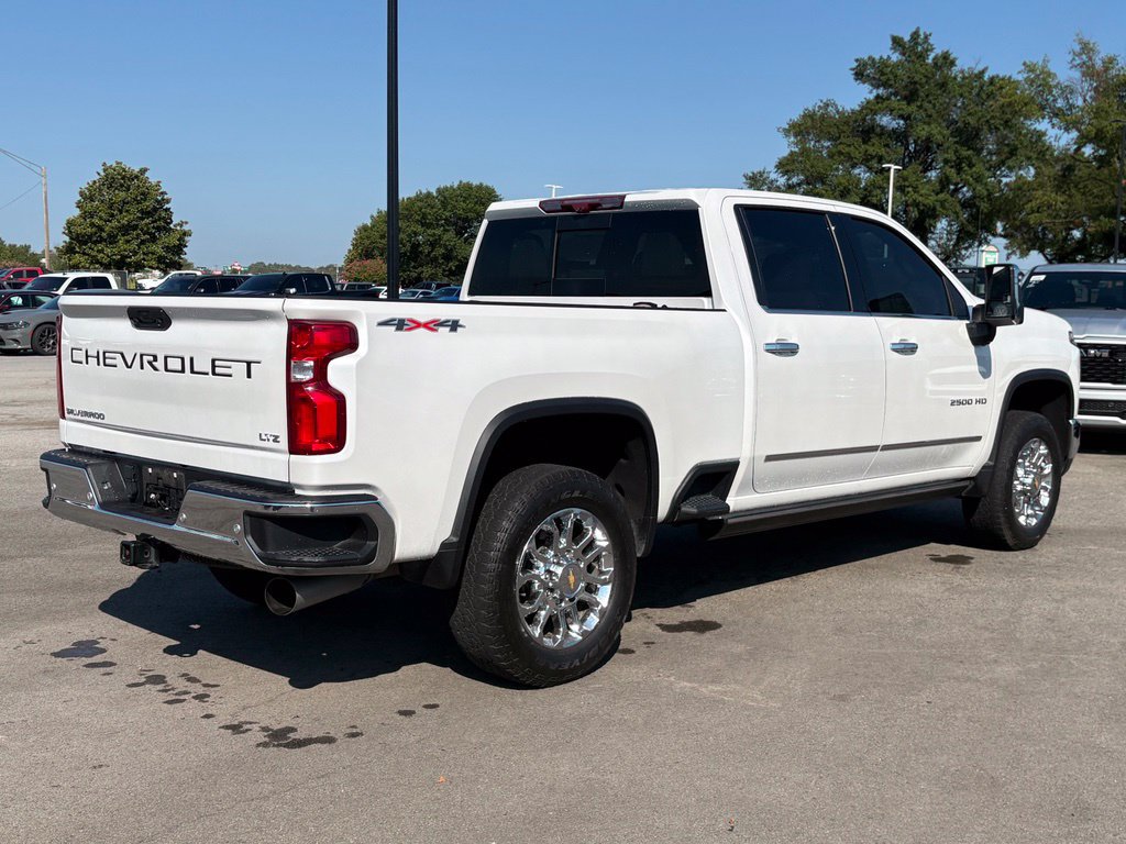 Used 2024 Chevrolet Silverado 2500 LTZ w/ LTZ Premium Package AWD/4WD image 8