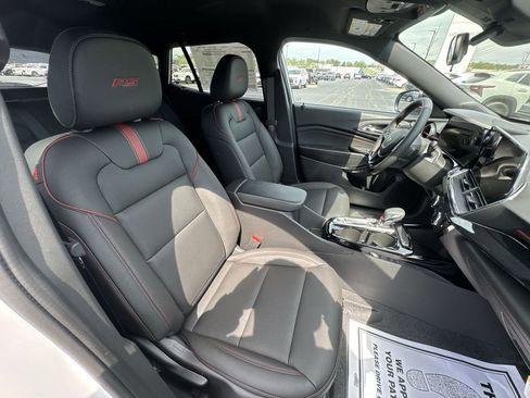 New 2026 Chevrolet Trax RS w/ Driver Confidence Package image 24