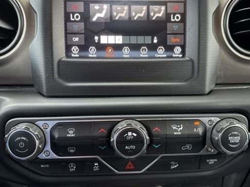Used 2019 Jeep Wrangler Unlimited Sport S image 19