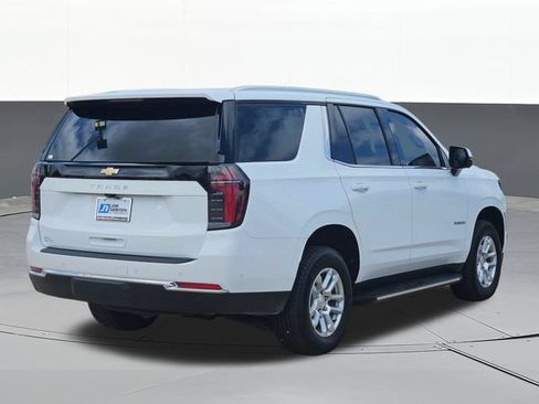 Used 2025 Chevrolet Tahoe LS RWD image 9