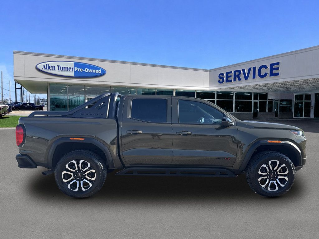 Used 2025 GMC Canyon AT4 w/ Nightfall Edition AWD/4WD image 44