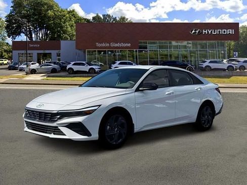 New 2026 Hyundai Elantra Sport FWD image 2