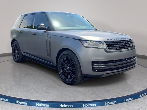 Used 2024 Land Rover Range Rover SE AWD/4WD image 4