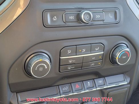 Used 2020 Chevrolet Silverado 1500 Custom w/ Custom Value Package image 22