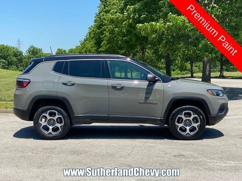 Used 2022 Jeep Compass Trailhawk AWD/4WD image 8